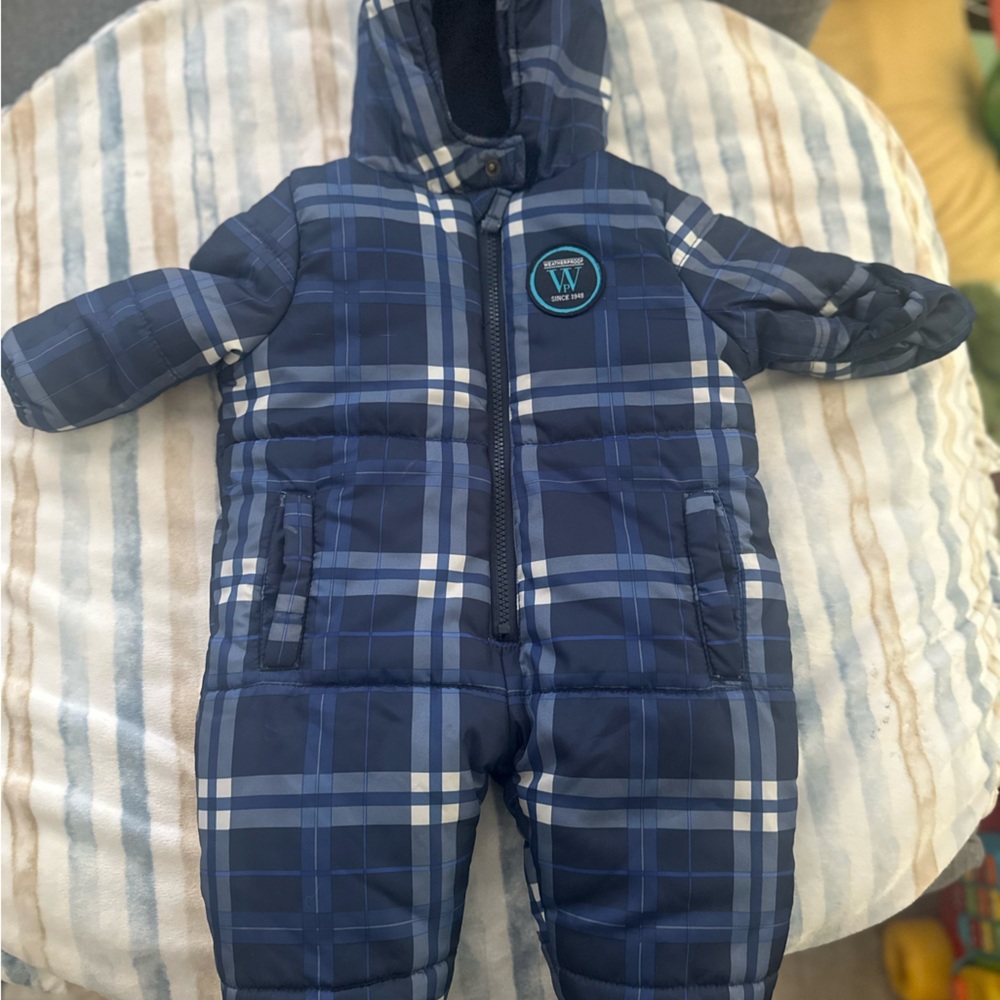 Toddlers boys WEATHERPROOF SINCE 1948 winter, snowsuit.